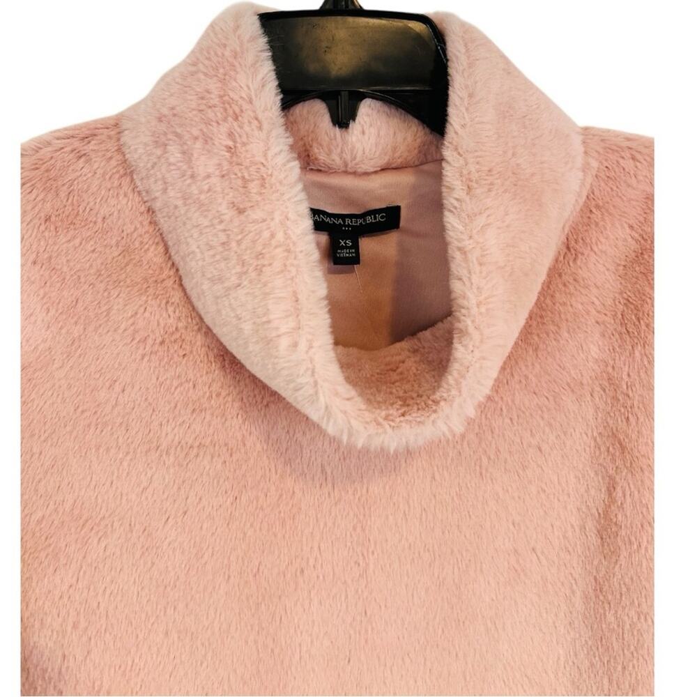 Banana Republic Faux Fur Cozy Sweatshirt NWT - Picture 8 of 12